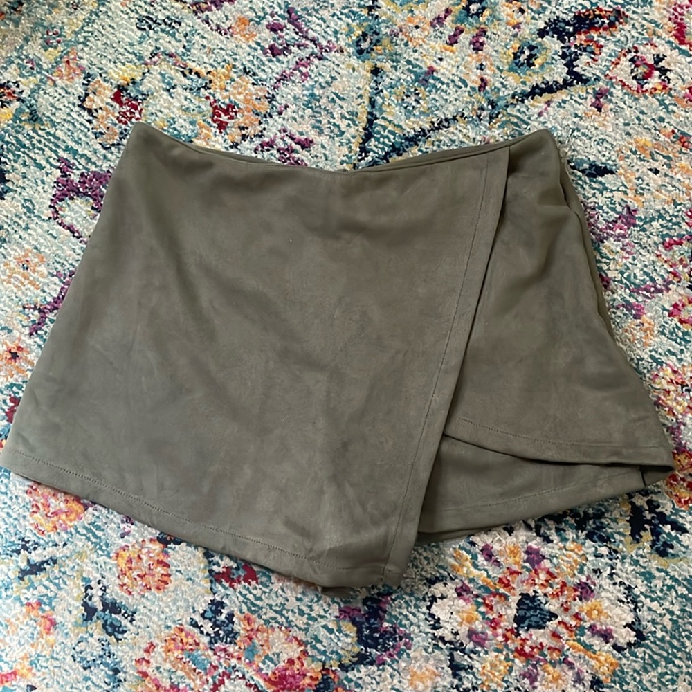 Green faux suede skort